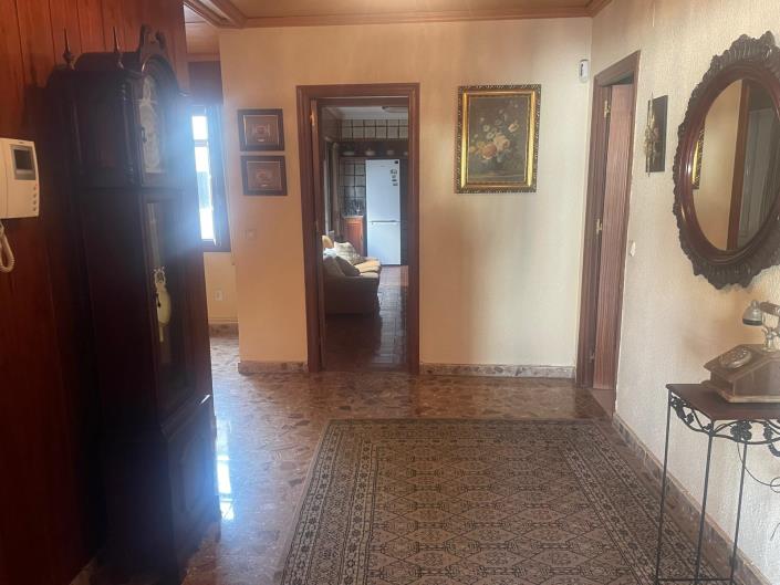 Image No.4-4 Bed Apartment for sale