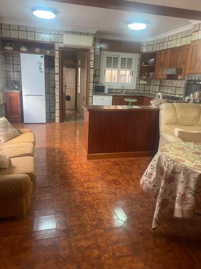 Image No.16-4 Bed Apartment for sale