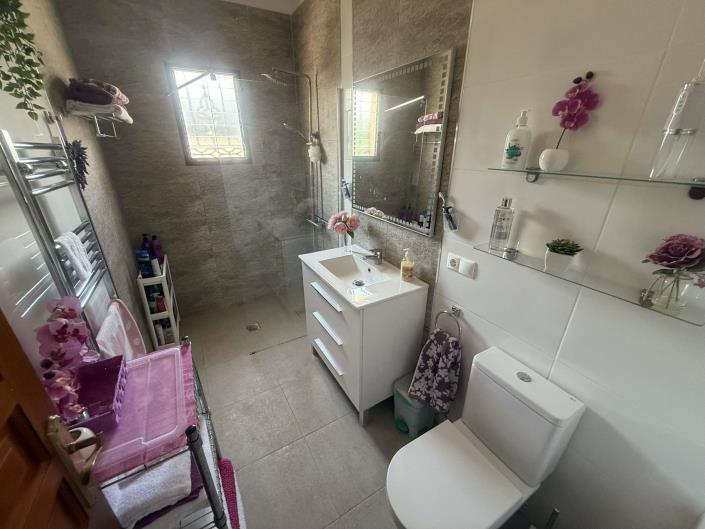 Image No.19-4 Bed Villa for sale