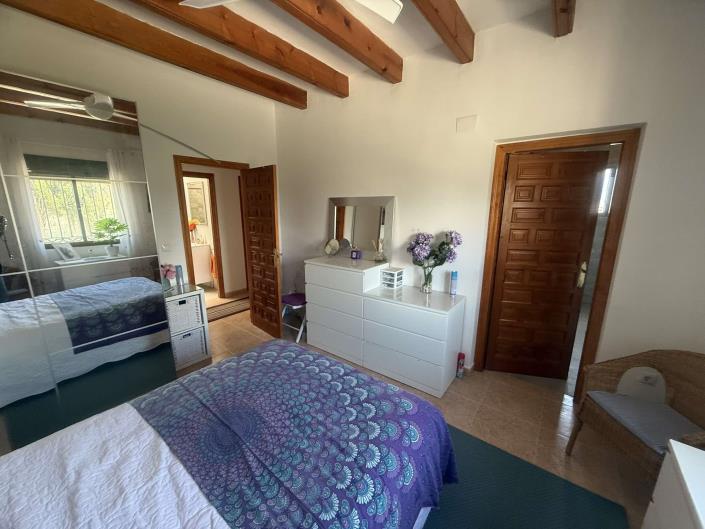 Image No.18-4 Bed Villa for sale