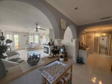 ea863187-08a3-4fc8-b370-1679c87fed65