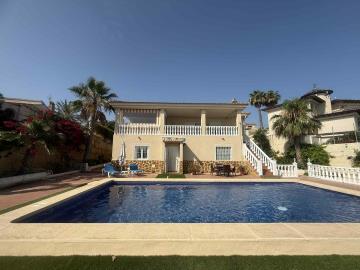 Outside-downstairs--4-