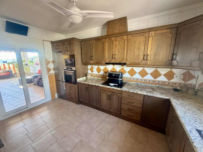 Image No.12-3 Bed Villa / Detached for sale