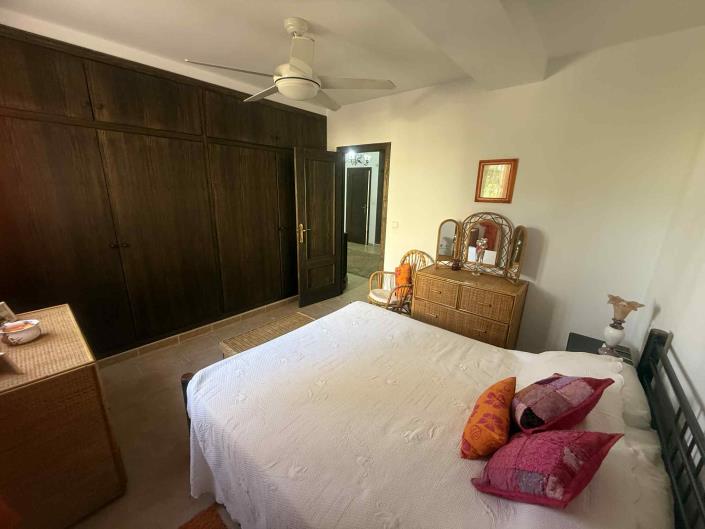 Image No.33-3 Bed Villa / Detached for sale