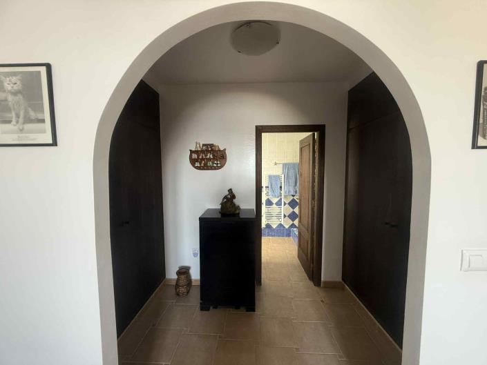 Image No.38-3 Bed Villa / Detached for sale