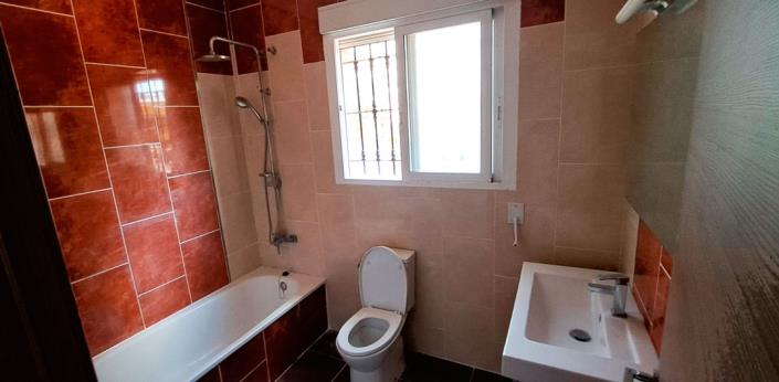 Image No.18-3 Bed Villa for sale