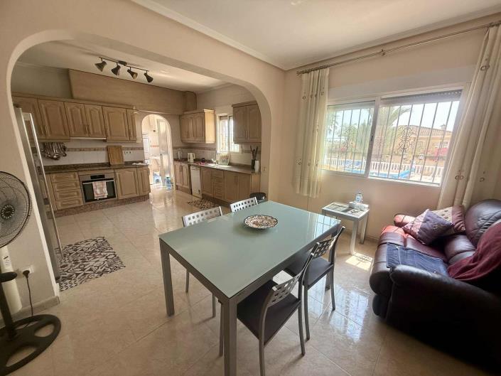 Image No.10-Maison de campagne de 3 chambres à vendre à Catral