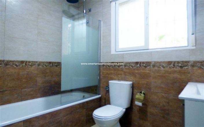 Image No.14-Maison de campagne de 5 chambres à vendre à Catral