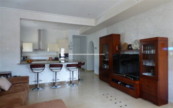 Image No.4-Maison de campagne de 5 chambres à vendre à Catral