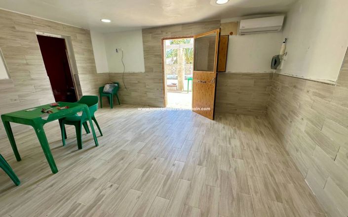 Image No.5-Maison de campagne de 4 chambres à vendre à Elche