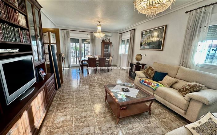 Image No.14-5 Bed Villa for sale