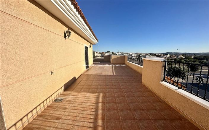 Image No.26-5 Bed Villa for sale