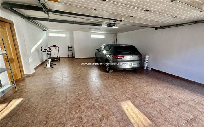 Image No.30-5 Bed Villa for sale