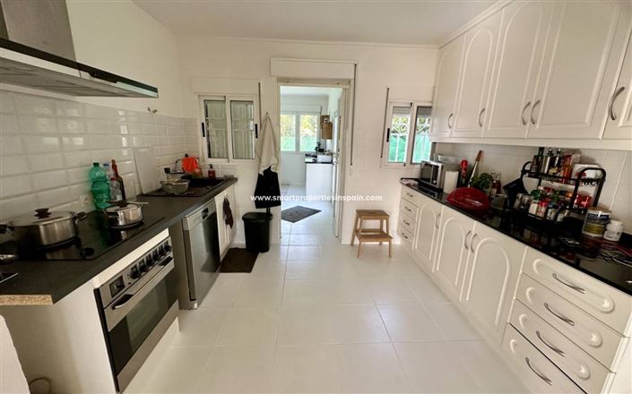 Image No.10-4 Bed Villa for sale