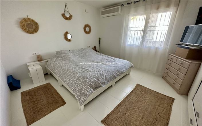 Image No.12-4 Bed Villa for sale