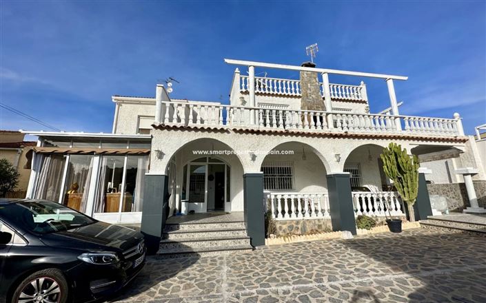 Image No.31-4 Bed Villa for sale