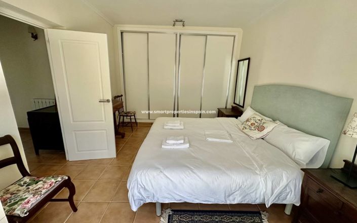 Image No.10-6 Bed Villa for sale