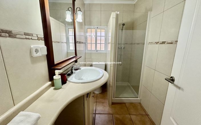 Image No.17-6 Bed Villa for sale