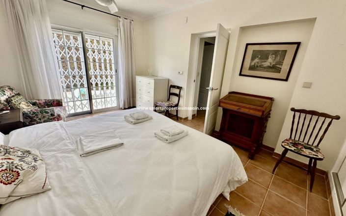 Image No.18-6 Bed Villa for sale