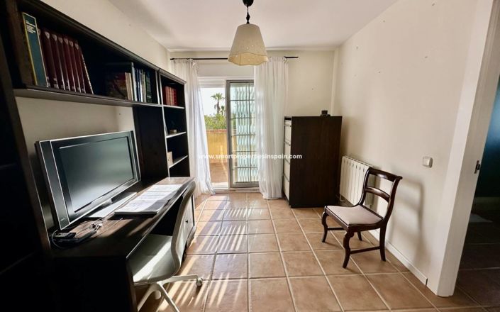 Image No.26-6 Bed Villa for sale