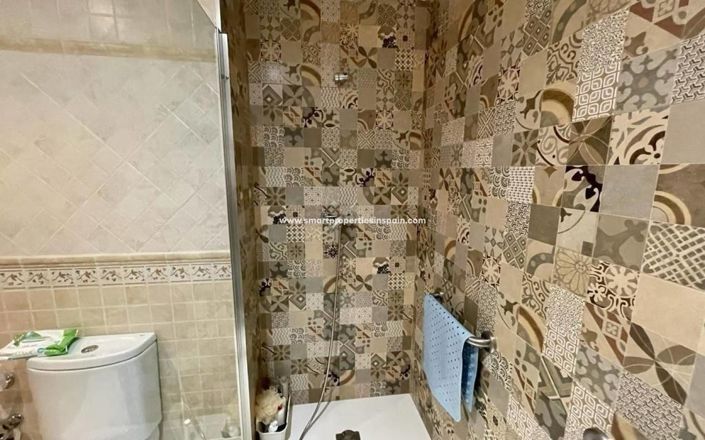 Image No.25-7 Bed Villa for sale