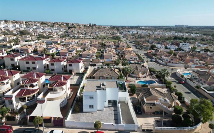 Image No.36-4 Bed Villa for sale