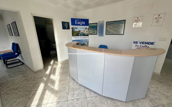 Image No.2-Villa de 6 chambres à vendre à La Marina