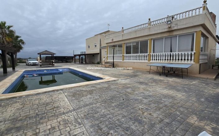 Image No.14-Maison de campagne de 6 chambres à vendre à Elche