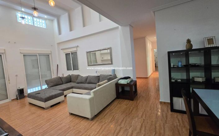 Image No.20-Maison de campagne de 6 chambres à vendre à Elche