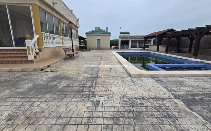 Image No.7-Maison de campagne de 6 chambres à vendre à Elche