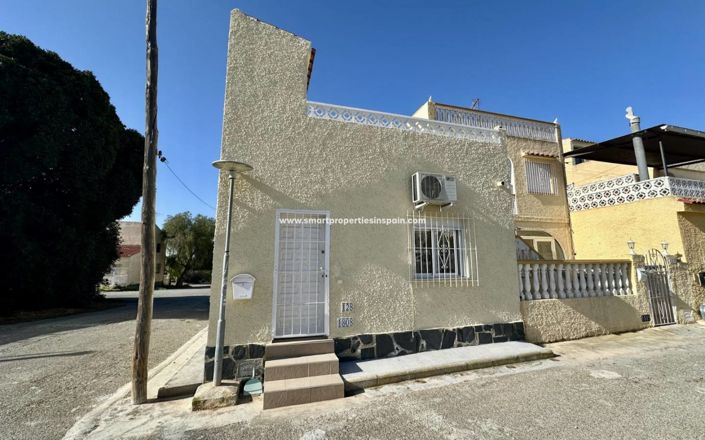 Image No.12-1 Bed Townhouse for sale