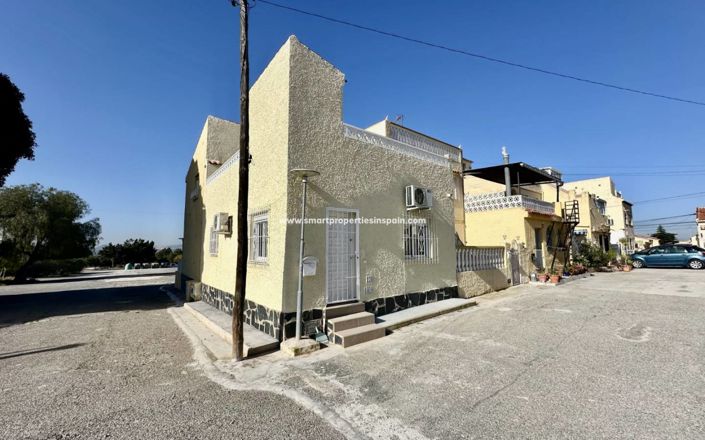 Image No.13-1 Bed Townhouse for sale