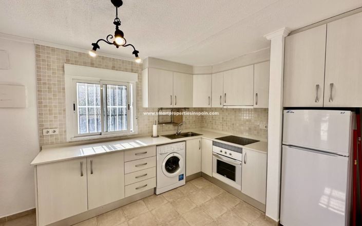 Image No.3-1 Bed Townhouse for sale