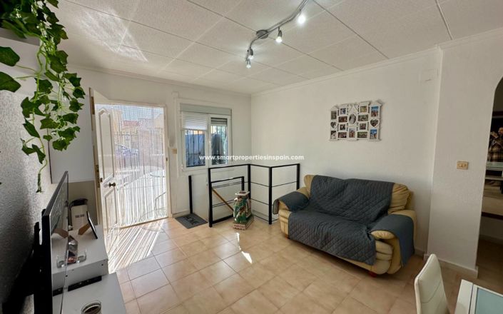 Image No.3-Villa de 4 chambres à vendre à La Marina