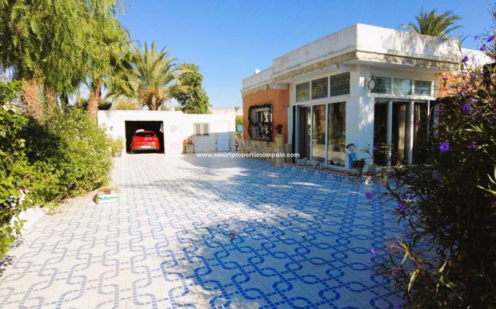 Image No.3-Maison de campagne de 4 chambres à vendre à Elche