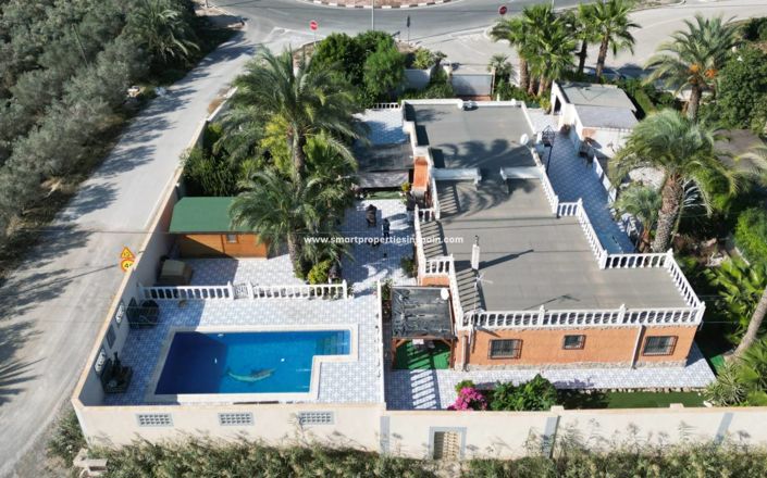 Image No.4-Maison de campagne de 4 chambres à vendre à Elche