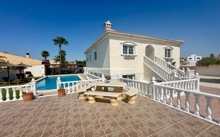 Image No.3-Villa de 5 chambres à vendre à La Marina