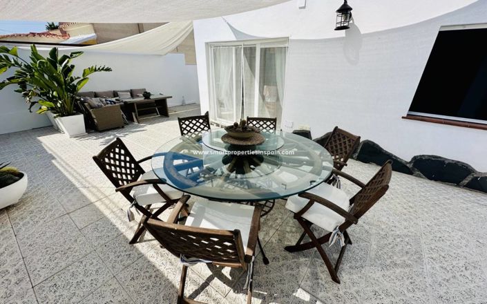 Image No.20-2 Bed Villa for sale