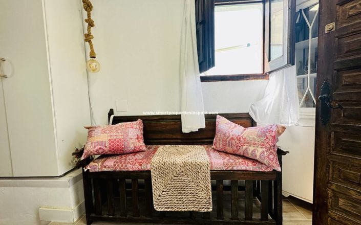 Image No.32-2 Bed Villa for sale