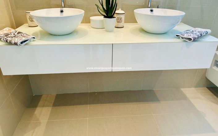 Image No.44-3 Bed Villa for sale