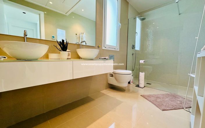 Image No.46-3 Bed Villa for sale