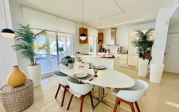 Image No.5-3 Bed Villa for sale