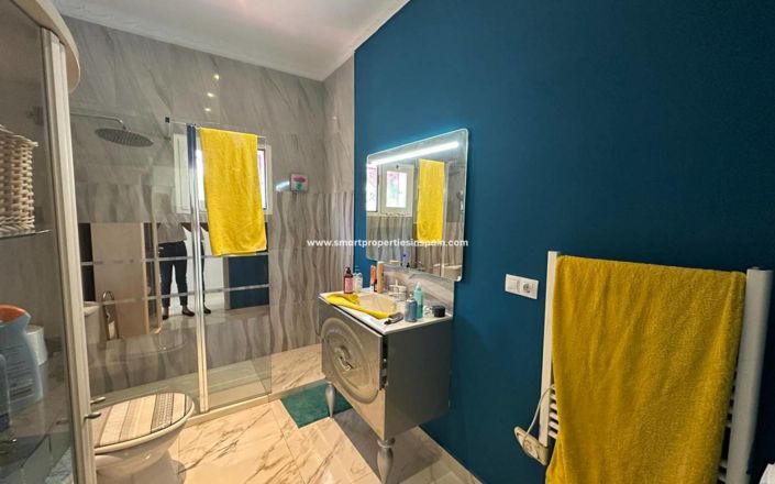 Image No.35-3 Bed Villa for sale