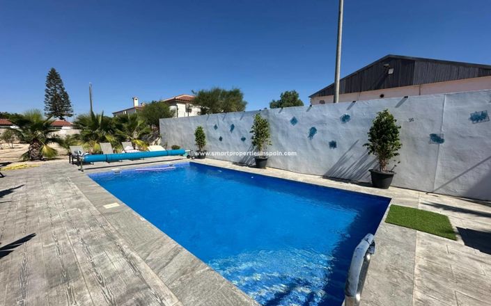 Image No.37-3 Bed Villa for sale