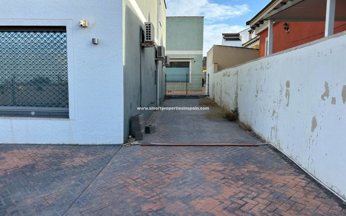 Image No.21-Commercial de 1 chambre à vendre à La Marina