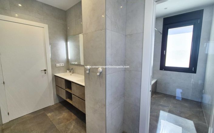 Image No.14-7 Bed Villa for sale