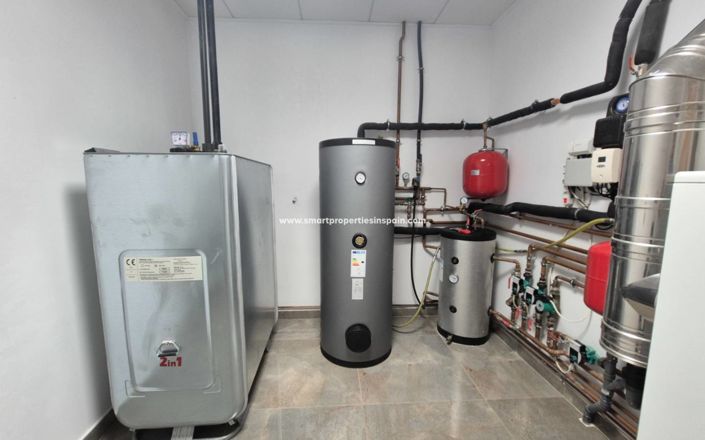 Image No.37-7 Bed Villa for sale