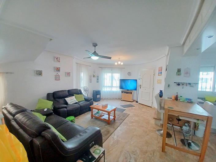 Image No.15-3 Bed Villa / Detached for sale