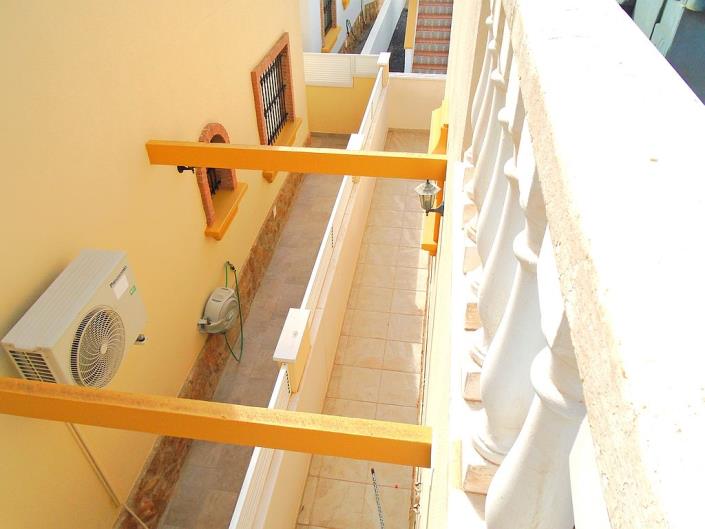 Image No.35-3 Bed Villa / Detached for sale