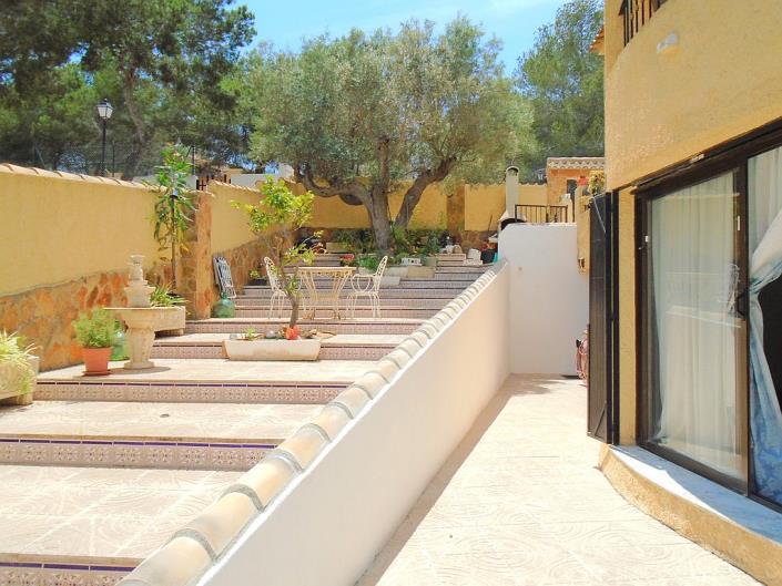 Image No.8-Villa / Détaché de 6 chambres à vendre à Las Filipinas